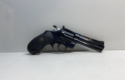 Colt damondback 38