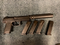 H&K MARK 23 (SOCOM)+BRUGGER&THOMAT