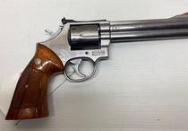 Shmit&Wesson 686 