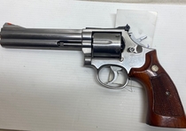 Shmit&Wesson 686 