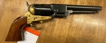 Uberti / Colt mustaruuti replica    44       TT=2